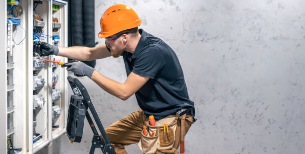 Best Emergency Electrical Repair  in Bay Hill, FL